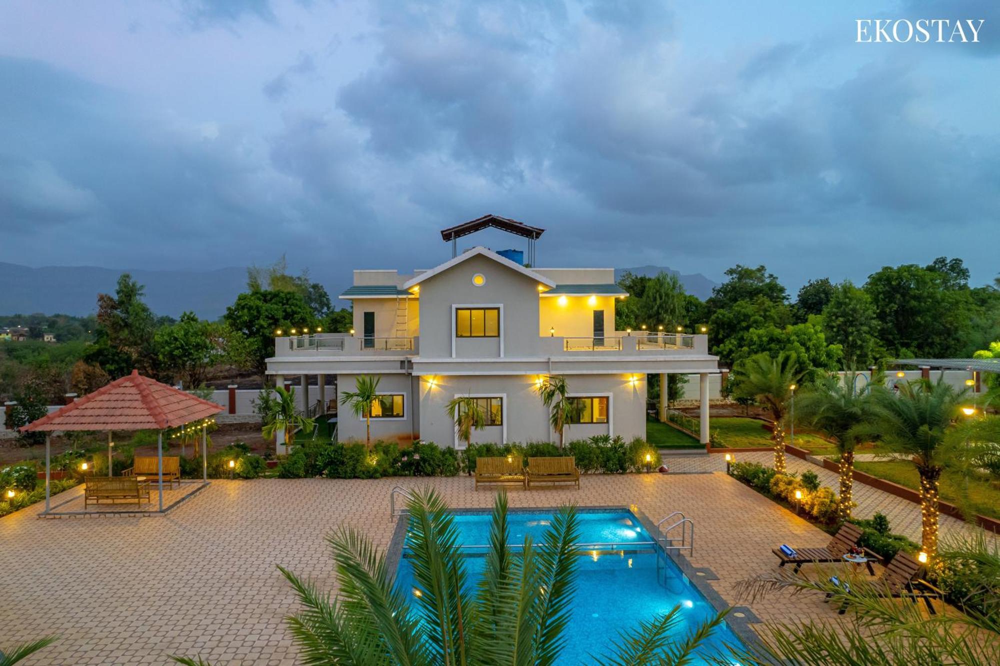 Ekostay Gold Palm Estate I Cricket Turf I Rain Dance I 2 Acre Property 카르자트 외부 사진