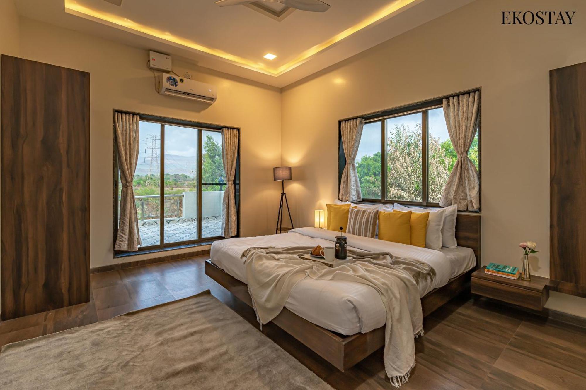 Ekostay Gold Palm Estate I Cricket Turf I Rain Dance I 2 Acre Property 카르자트 외부 사진