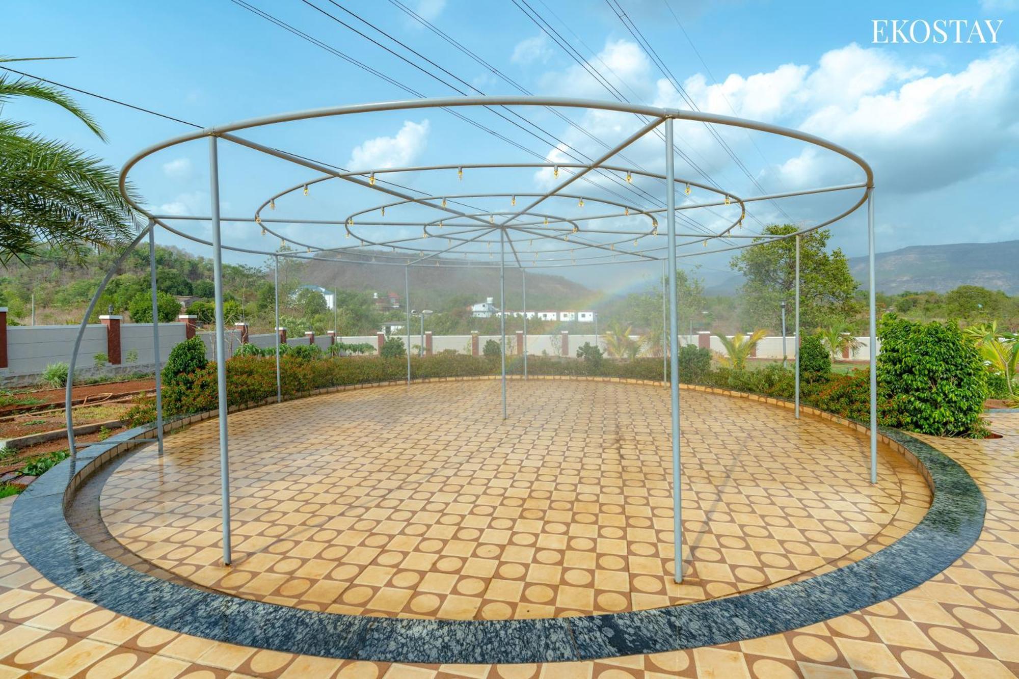 Ekostay Gold Palm Estate I Cricket Turf I Rain Dance I 2 Acre Property 카르자트 외부 사진