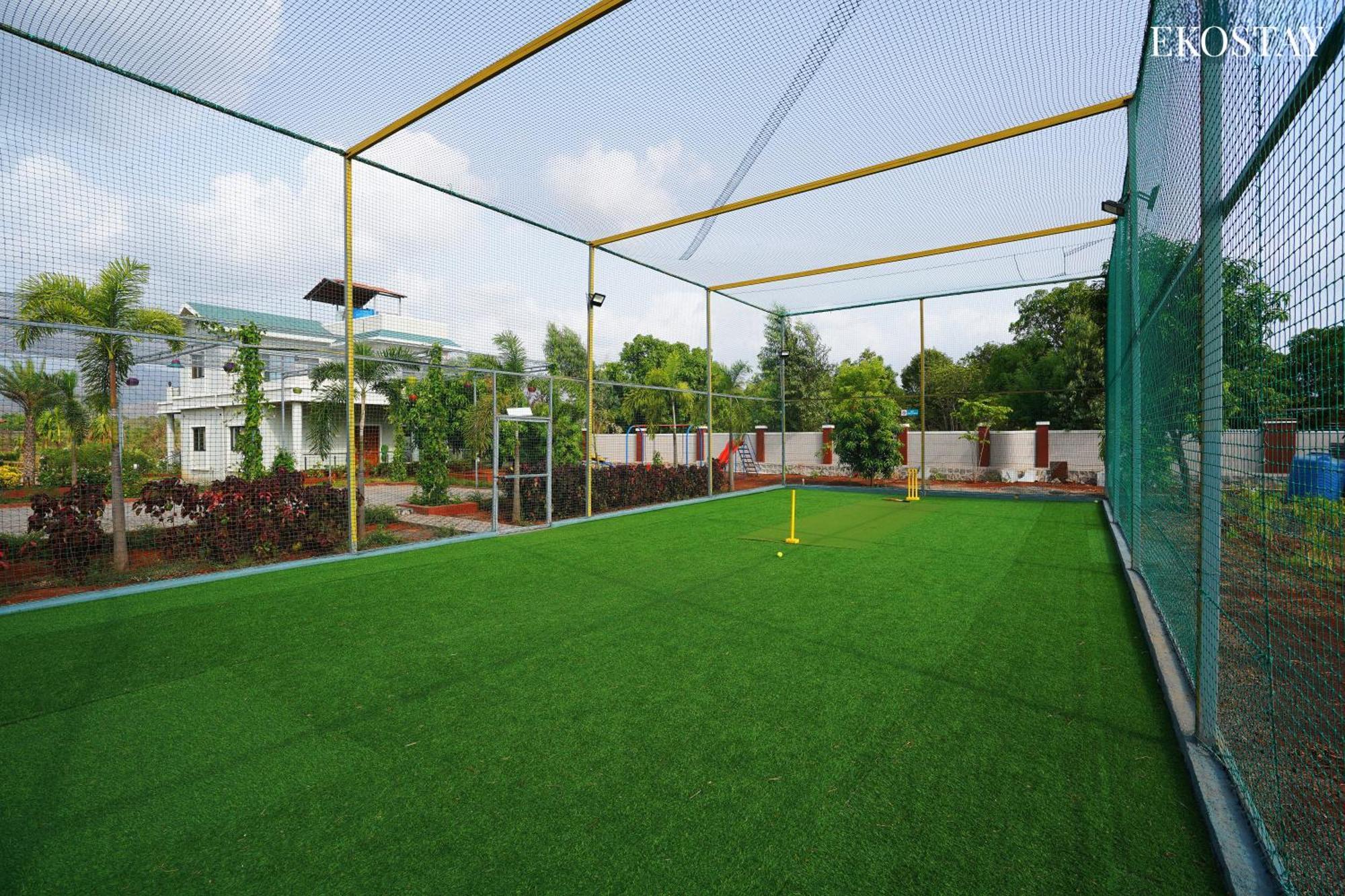 Ekostay Gold Palm Estate I Cricket Turf I Rain Dance I 2 Acre Property 카르자트 외부 사진